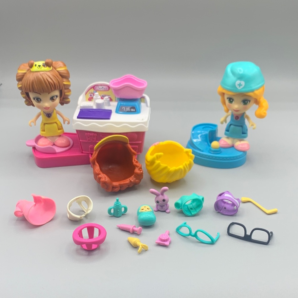 VTech Flipsies Doll Set Eva Veterinarian Carina's Mini Golf & Check-Up Table.